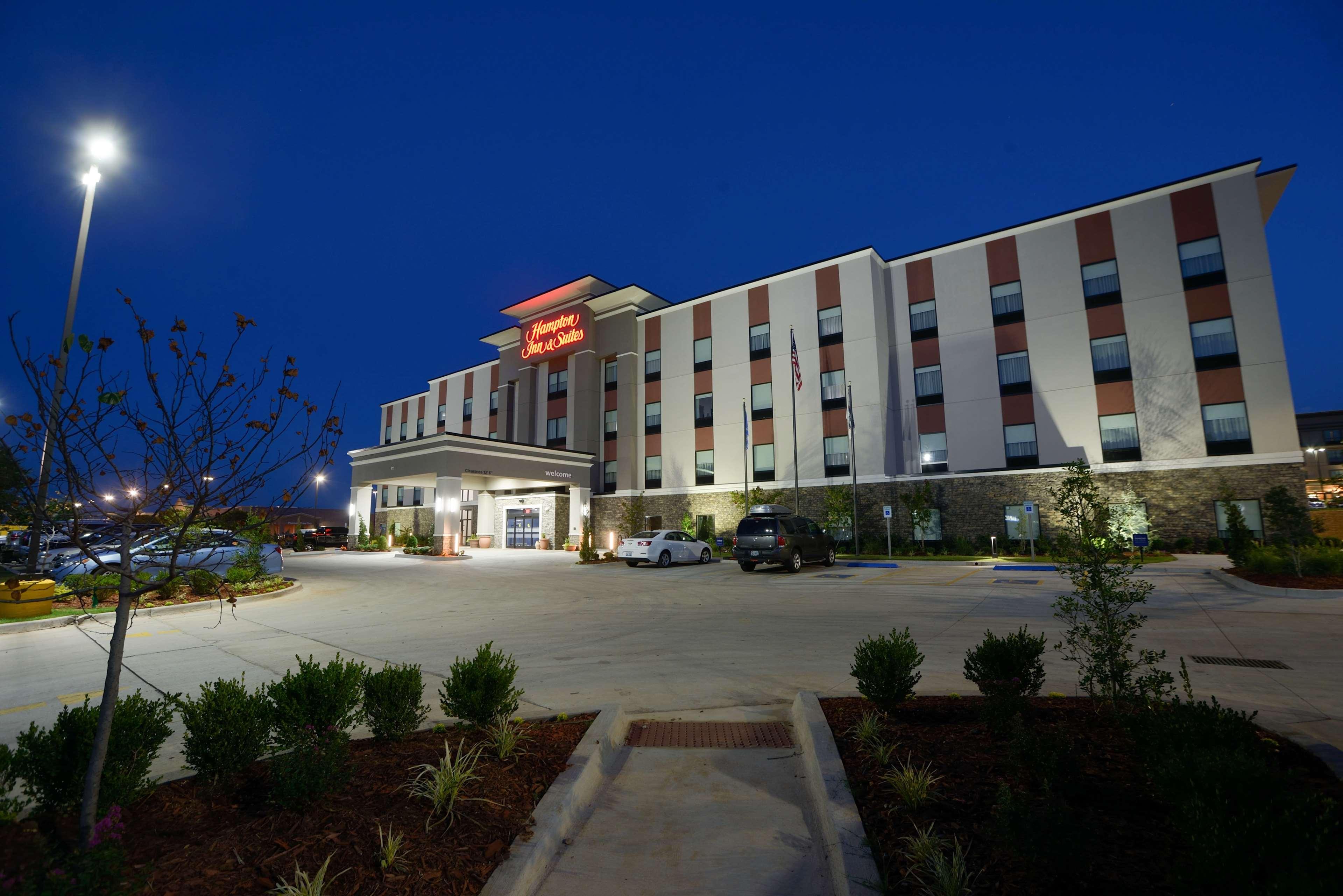 Hampton & West 3* Stillwater